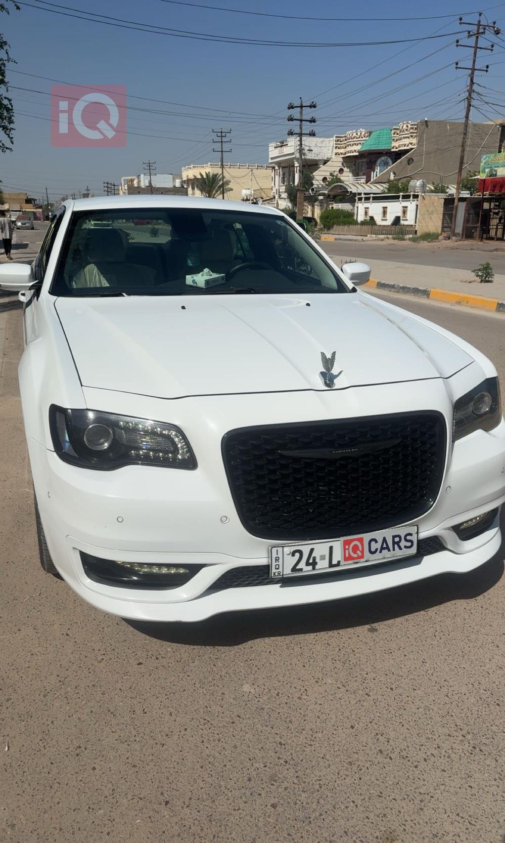 كرايسلر 300